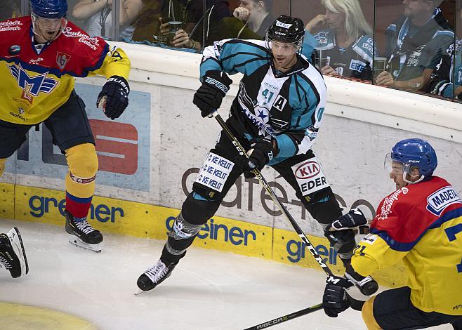 Mario Altmann (EHC Liwest Black Wings Linz) Eishockey Testspiel, EHC Liwest Black Wings - CEZ Motor Ceske Budejovice