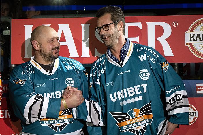 Pavel Nestak (Black Wings Legende), Bernd Damm (Black Wings Legende) Steinbach Black Wings Linz vs EC ID Wärmepumpen VSV, 47. Runde, Retro Night, ICE Hockey League, Steinbach Black Wings Linz, Linz AG Eisarena 