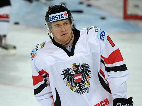 # 17 Michael Grabner, Team Austria. Oesterreich und Team Ukraine  