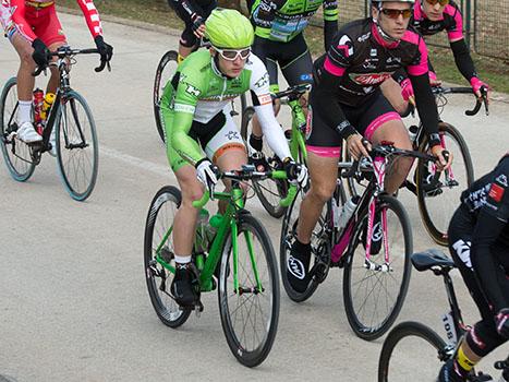 v.l. Raphael Hammerschmid, Hrinkow Adverics Cycleang Team
