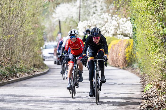 Damen Siegerin Corinna Lechner (GER, Wheel Divas Cycling), 3. Platz Patrice SRNSKA (CZE Dukla Praha),  63. Saison Eroeffnung Leonding Damen Elite, Road Cyling League Austria