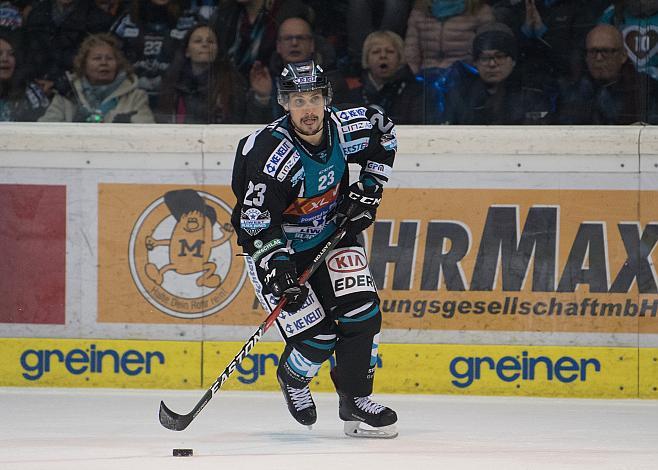 Fabio Hofer (EHC Liwest Black Wings Linz)  EHC Liwest Black Wings Linz vs EC Red Bull  Salzburg 2. Semifinale