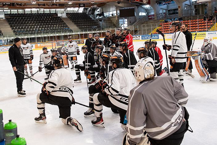 Head Coach Raimo Summanen (Steinbach Black Wings Linz) Steinbach Black Wings Linz 