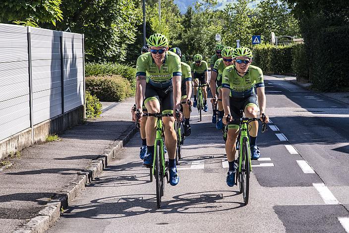 v.l. Andreas Hofer (AUT, Hrinkow Advarics Cycleang Team), Timon Loderer (GER, Hrinkow Advarics Cycleang), Rennrad in Oberösterreich, Team Hrinkow Advarics Cycleang,  Hrinkow Rennrad