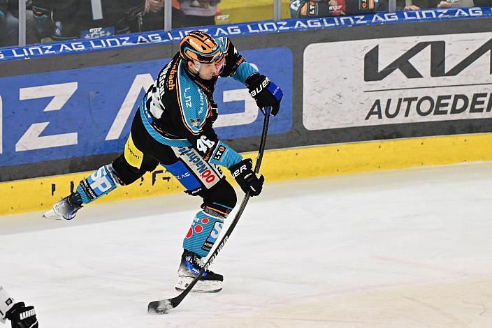 Niklas Würschl (Steinbach Black Wings) Win2Day ICE Hockey League,  Steinbach Black Wings Linz vs Olimpija Ljubljana,  Linz AG Eisarena 