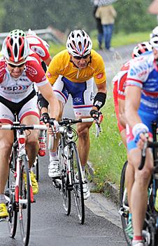 Der Gesamtsieger der Oberoesterrich Rundfahrt Petr Bencik, CZE, Team PSL Whirlpool-Author im gelben Trikot. 