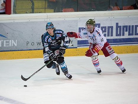 Stefan Gaffal, Linz im Angriff, EHC Liwest Black Wings Linz vs HCB Suedtirol, 1. Viertelfinale