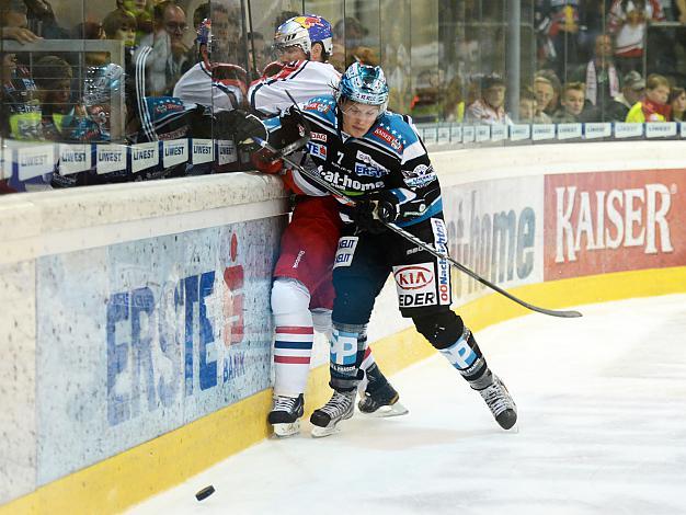 Brian Lebler, Linz checkt an der Bande EHC Liwest Black Wings Linz vs EC Red Bull Salzburg