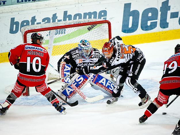 Michael Ouzas, Linz und Patrick Moessmer, Innsbruck, EHC Liwest Black Wings Linz vs HC TWK Innsbruck