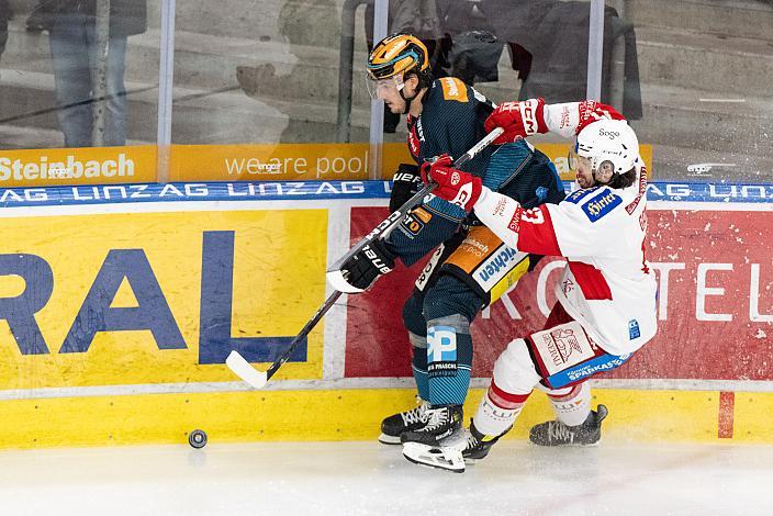 Raphael Wolf (Steinbach Black Wings Linz), Manuel Ganahl (EC KAC) Steinbach Black Wings Linz vs EC KAC, Linz AG Eisarena 