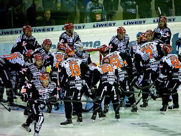 Die Linzer Black Wings in den Halloween Dressen, EHC Liwest Black Wings Linz vs HC TWK Innsbruck