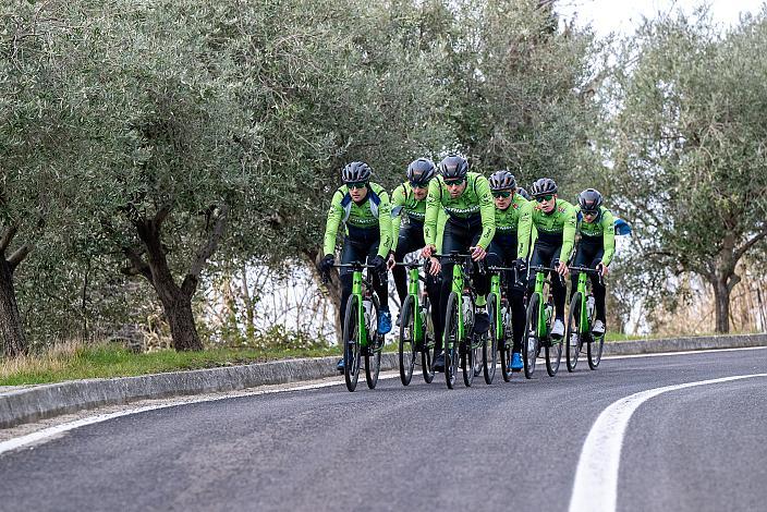 Trainingscamp Porec, Kroatien, Team Hrinkow Advarics Cycleang, UCI Continental Team, 