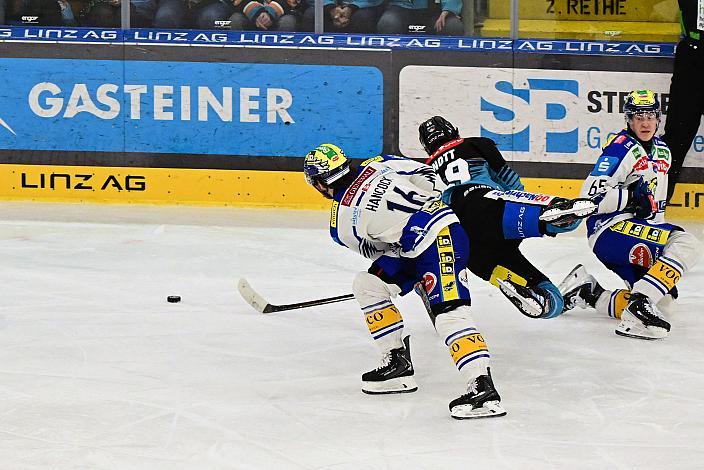 Kevin Hancock (EC iDM Wärmepumpen VSV), Graham Knott (Steinbach Black Wings Linz), Spiel 2 Pre-Playoffs,  ICE, Steinbach Black Wings Linz vs EC iDM Wärmepumpen VSV, Linz AG Eisarena 