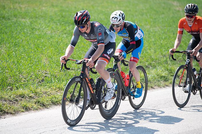 die Ausreisser des Tages Daniel Lehner (AUT, Team Felbermayr Simplon Wels), Sieger Matevz Govekar (SLO, Tirol KTM Cycling Team), Linus Rosner (GER, Team Rad Net Rose) Elite Herren, 69. Kirschblütenrennen Wels, Oberösterreich