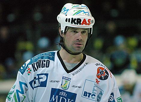 #12 Todd Elik, Stuermer, Olimpija Laibach