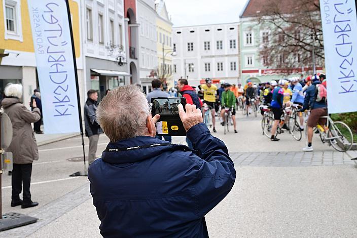 Start zur 10. Kirschblüten Radklassik, Rad Klassik, Oldtimer, Vintage, Stahlrad, Radsport, Eferding, Oberösterreich