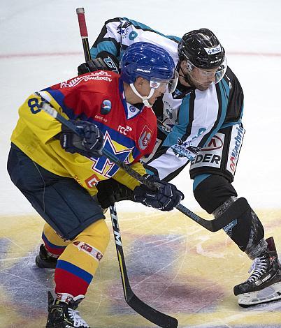 Rick Schofield (EHC Liwest Black Wings Linz), Jakub Doktor (CEZ Motor Ceske Budejovice) Eishockey Testspiel, EHC Liwest Black Wings - CEZ Motor Ceske Budejovice