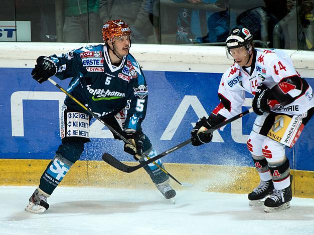 Franklin MacDonald, Linz und Jeff Ulmer, Innsbruck, EHC Liwest Black Wings Linz vs HC TWK Innsbruck