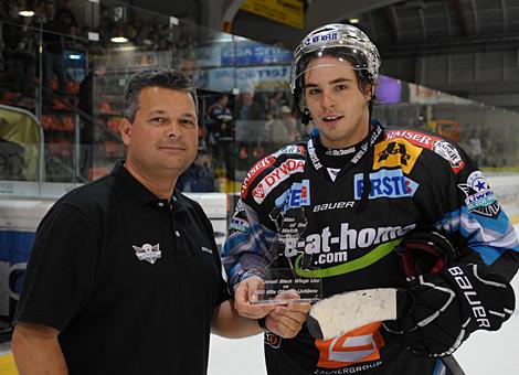 Spieler des Abends Martin Mairitsch Liwest Black Wings Linz vs HDD TILIA Olimpija Ljubljana