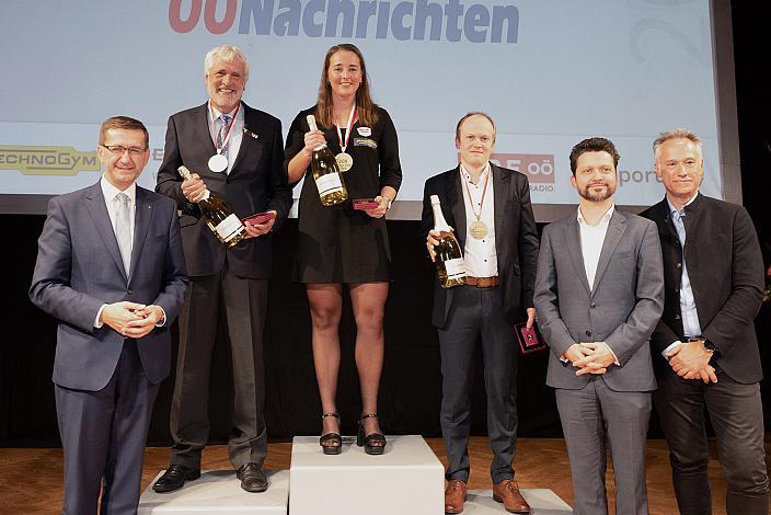 2. Platz. Zehnkampf Union, Sieger Askö Linz Steg Volleyball 3. Platz für das Team Hrinkow Advarics bei OÖ Nachrichten Sportler Wahl 2022, Teamwertung, Teammanager Dominik Hrinkow übernimmt den Preis