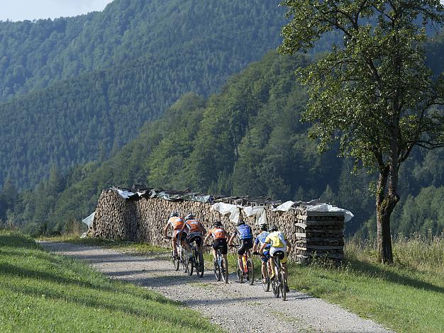 Teilnehmer des MTB Marathons im Hintergebirge.