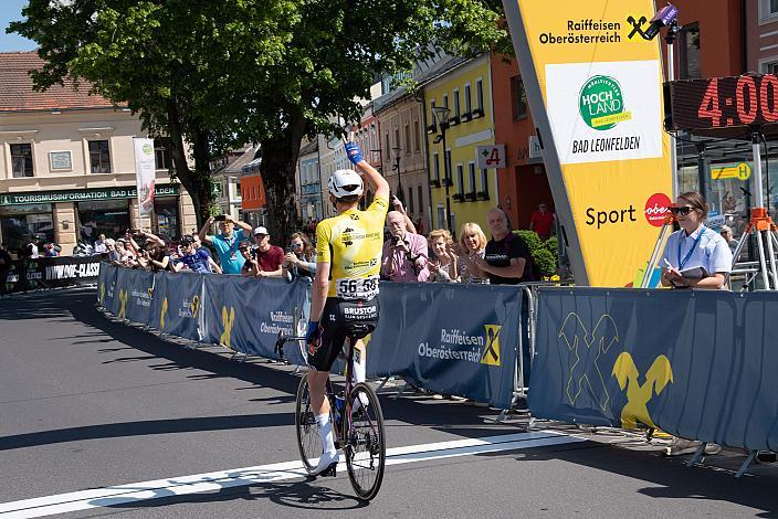 Etappensieger Timo Kielich (BEL, Alpecin-Deceuninck Development Team) im Gelben Trikot des Gesamtführenden, 2. Etappe Wels - Bad Leonfelden, Int. Raiffeisen Oberösterreich Rundfahrt UCI Kat. 2.2