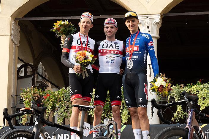 v.l. 2. Platz David Formolo (ITA, UAE Team Emirates), Sieger Marc Hischi (SUI, UAE Team Emirates), 3. Platz Nicola Conci (ITA, Alpecin-Dekeuninck), Veneto Classic, Treviso - Bassano del Grappa, Veneto, ITA 190km