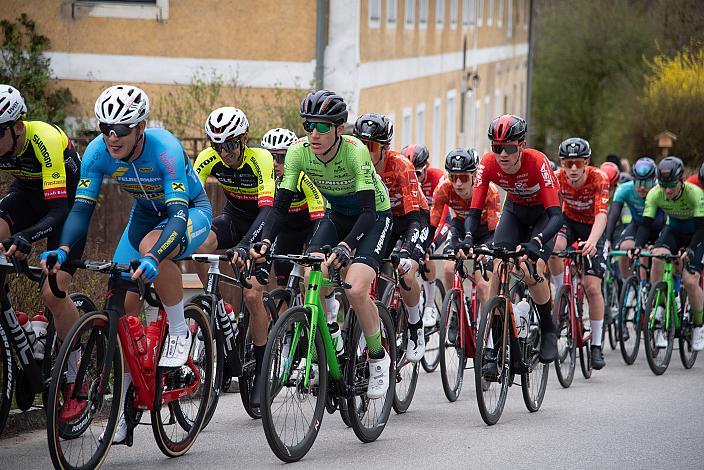 Edward Ravasi (ITA, Hrinkow Advarics) Herren Elite, U23, Radliga, 62. Radsaison-Eröffnungsrennen Leonding, Oberösterreich 