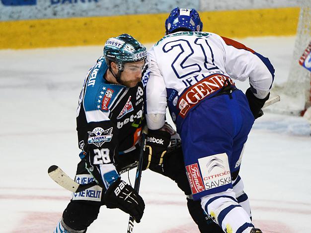 Mike Ouellette, Linz und Dustin Jeffrey, Zagreb, EHC Liwest Black Wings Linz vs KHL Medvescak Zagreb
