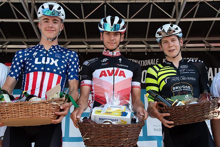 Das Podest 1A Etappe, 2. Platz  Viggo Moore (USA, LUX,CTS p/b Specialized), Sieger Jens Verbrugghe (BEL, AVIA-Rudyco Cycling Team), 3. Platz Vlad van Mechelen (BEL, Cannibal Team), Int. "Keine Sorgen" Junioren Rundfahrt UCI Kat. 2.1 MJ