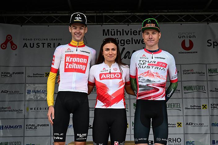 Die Sieger Philipp Hofbauer (AUT, Team Vorarlberg), Führende und Gesamtsiegerin der RCLA Damen Elite, U23, Tabea Huys (AUT, Tirol Woman Cycling), Sieger U23 Valentin Poschacher (AUT, Hrinkow Advarics), Road Cycling League Austria, Königswiesen