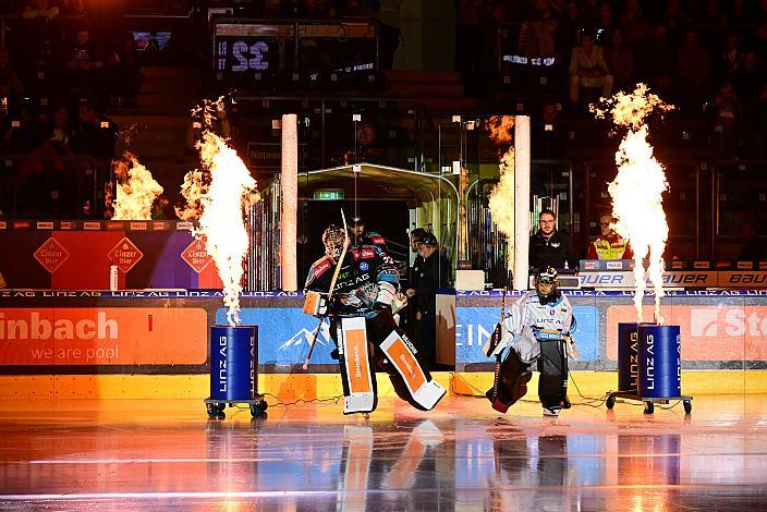 Tormann Thomas Höneckl (Steinbach Black Wings Linz)  Win2Day ICE Hockey League,  Steinbach Black Wings Linz vs Spusu Vienna Capitals,  Linz AG Eisarena 