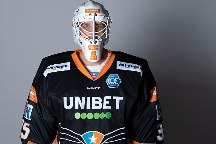 Tormann Luca Egger (Steinbach Black Wings Linz) Steinbach Black Wings Linz, bet-at-home ICE Hockey League