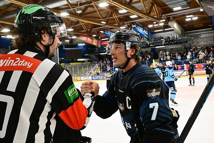 Brian Lebler (Steinbach Black Wings Linz) Steinbach Black Wings Linz - HK Nitra (SVK), Linz AG Eisarena 