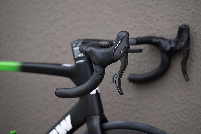 Hrinkow Lion Aero Carbon Disc Full Integrated, Campagnolo Super Record EPS