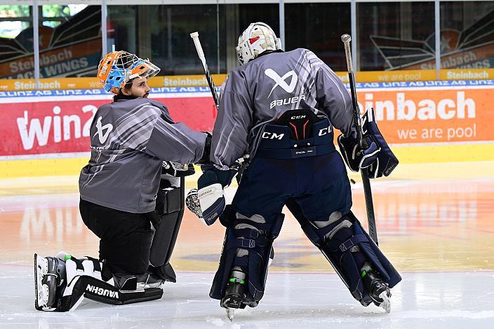 Tormann Thomas Höneckl (Steinbach Black Wings Linz) Erstes Eistraining, Steinbach Black Wings Linz , Linz AG Eisarena 