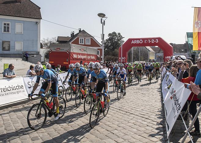 Start zum Rennen 59. Rad SaisonerÃ¶ffnungsrennen Leonding, Rad Bundesliga 2019