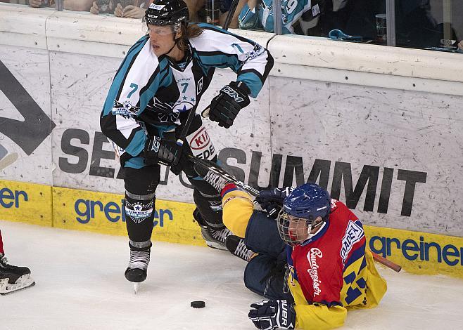 Brian Lebler (EHC Liwest Black Wings Linz), Martin Beranek (CEZ Motor Ceske Budejovice) Eishockey Testspiel, EHC Liwest Black Wings - CEZ Motor Ceske Budejovice