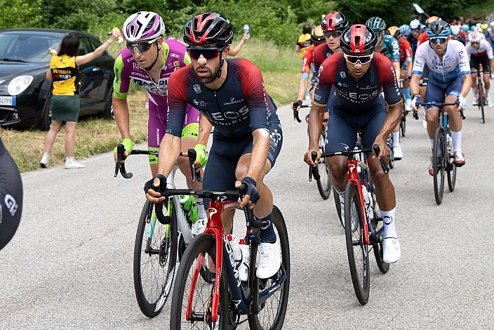 Jonathan Castroviejo (ESP, Ineos Grenadiers), Jhonatan Narvaez (VEN, Ineos Grenadiers), Peleton Stage 18, Borgo Val Sugana - Treviso, 105. Giro d Italia, UCI Worl Tour