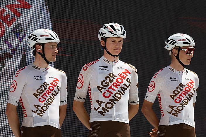 Felix Gall (AUT, AG2R Citroen Team) Peleton Stage 18, Borgo Val Sugana - Treviso, 105. Giro d Italia, UCI Worl Tour