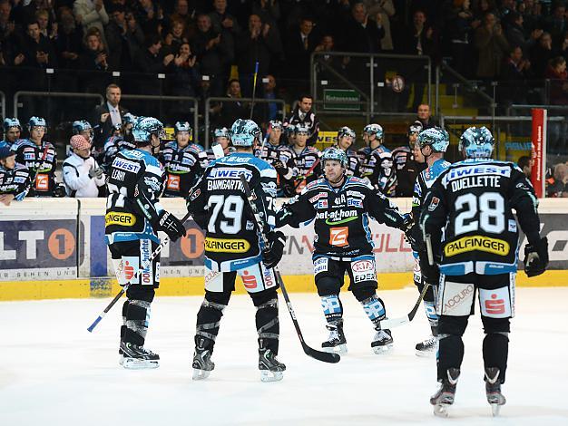 Linz feiert ein Tor, Liwest Black Wings Linz vs Moser Medical Graz99ers