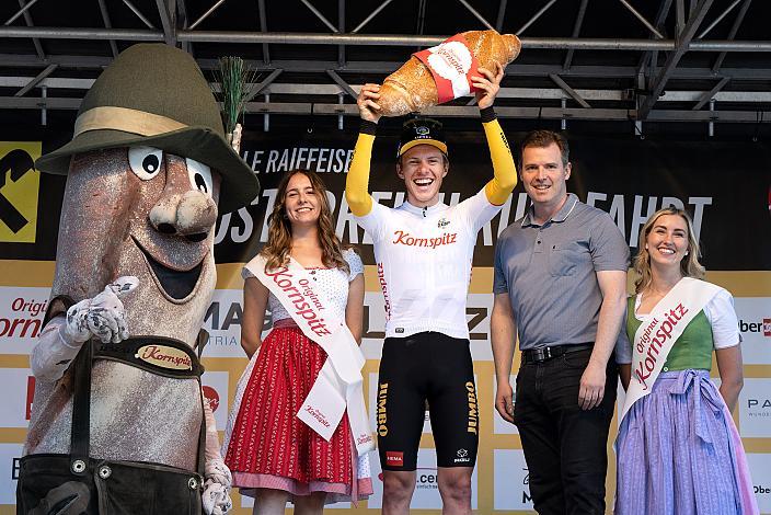 Im Weissen Kornspitztrikot des besten Jungprofis Johannes Staune-Mittet (NOR, Team Jumbo-Visma),  St.Florian, Asten - Resort Hinterstoder, Höss, Int. Raiffeisen Oberösterreich Rundfahrt UCI Kat. 2.2