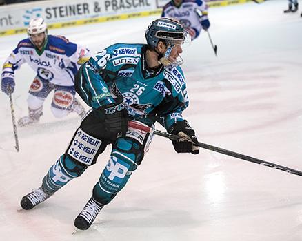 Rob Hisey (EHC Liwest Black Wings Linz),  EHC Liwest Black Wings Linz vs EC VSV