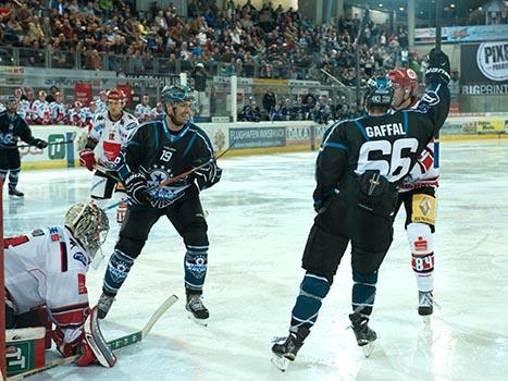 Stefan Gaffal, Linz scort gegen Innsbruck,  HC TWK Innsbruck vs. EHC Liwest Black Wings Linz Testspiel, Haiefest