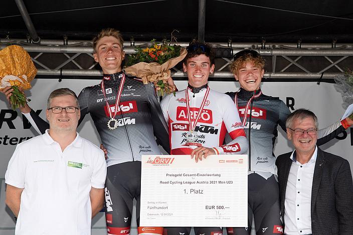 Podest U23 v.l. 2. Platz Logan McLain (USA, Tirol KTM Cycling Team), Sieger Felix Engelhardt (GER, Tirol KTM Cycling Team), 3. Platz Emanuel Zangerle (AUT, Tirol KTM Cycling Team), Mühlviertler Hügelwelt Classic, Strassenrennen Königswiesen, Radsport