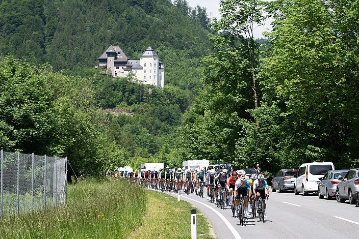 Team Petrolike (MEX) an der Spitze der Hauptfeldes. 4. Etappe St.Florian /Asten - Hinterstoder/Höss 15. Int. Raiffeisen OÖ-Radrundfahrt UCI Kat. 2.2