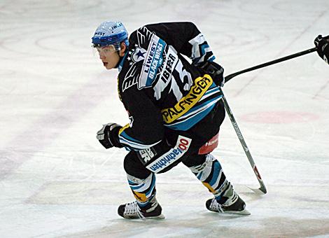 #15 Matthias Iberer, Stuermer, EHC Liwest Black Wings Linz