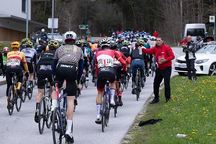 Verpflegung 46. Tour of the Alps, 1. Etappe, Rattenberg - Alpbach 127,5km, Alpbach Tirol 