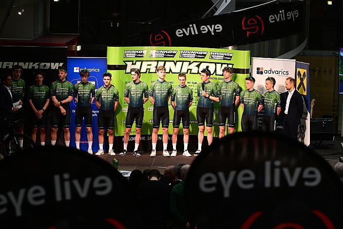 Sportlicher Leiter Matej Mugerli (SLO), Jakob Reiter (AUT), Maximilian Huber (AUT), Loic Bettendorff (LUX), Jaka Primozic (SLO), Richard Riska (SVK), David Paumann (AUT), Filippo Fortin (ITA), Valentin Poschacher (AUT), Riccardo Zoidl (AUT),  Dominik Hödlmoser (AUT),  Josef Dirnbauer (AUT), Ayden Jordan (AUT), Teampräsentation, Steyr, Team Hrinkow Advarics Cycleang, UCI Continental Team)