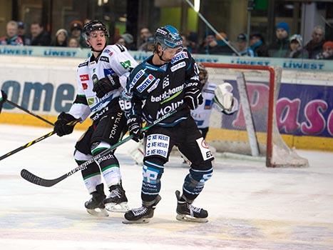 Stefan Gaffal, Linz EHC Liwest Black Wings Linz vs HDD Telemach Olympija Ljubljana